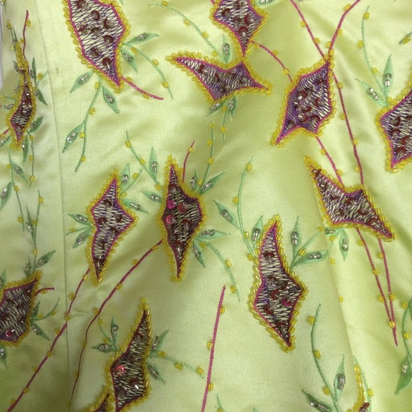 Prom gown Size 20 - Picture 5 of 12